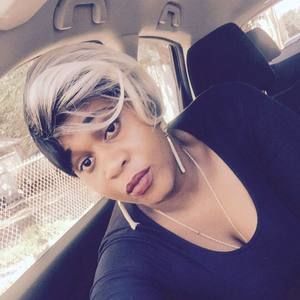 Meet your Posher, Fallonne